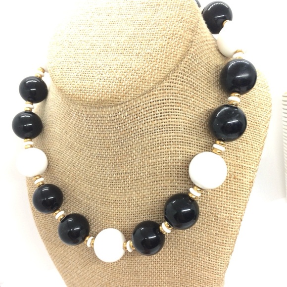 3/$30 VINTAGE MONET MONOCHROMATIC BAUBLE NECKLACE COLLAR CHUNKY BEADS WILMA - Picture 5 of 11